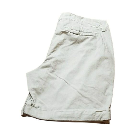 Old Navy Pants - Old Navy shorts 10